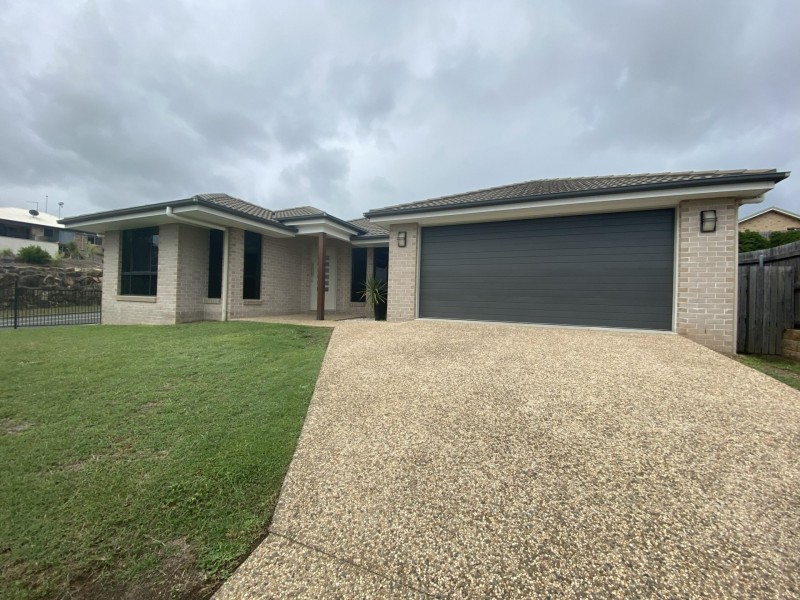 1 WYARA CLOSE, Clinton QLD 4680