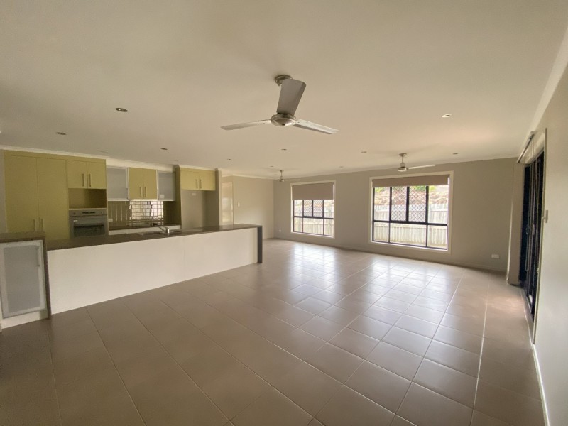 1 WYARA CLOSE, Clinton QLD 4680