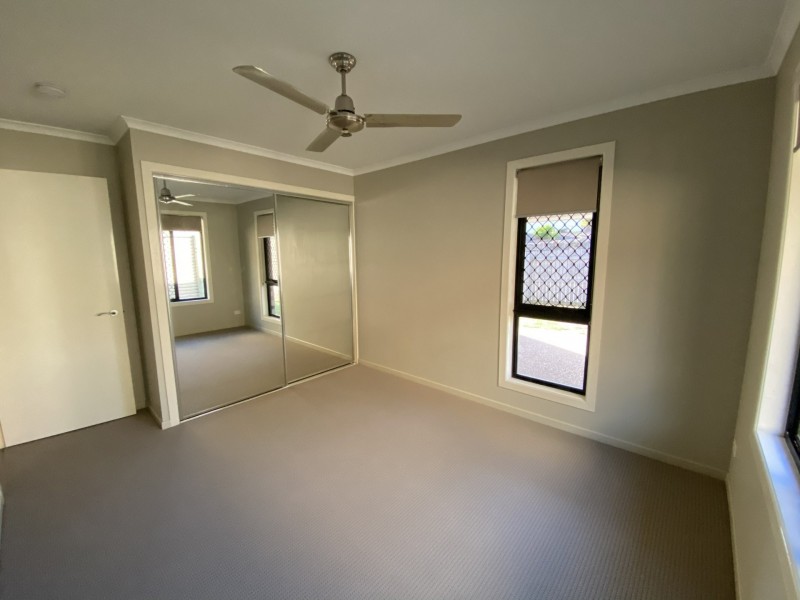 1 WYARA CLOSE, Clinton QLD 4680