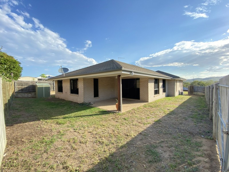 1 WYARA CLOSE, Clinton QLD 4680