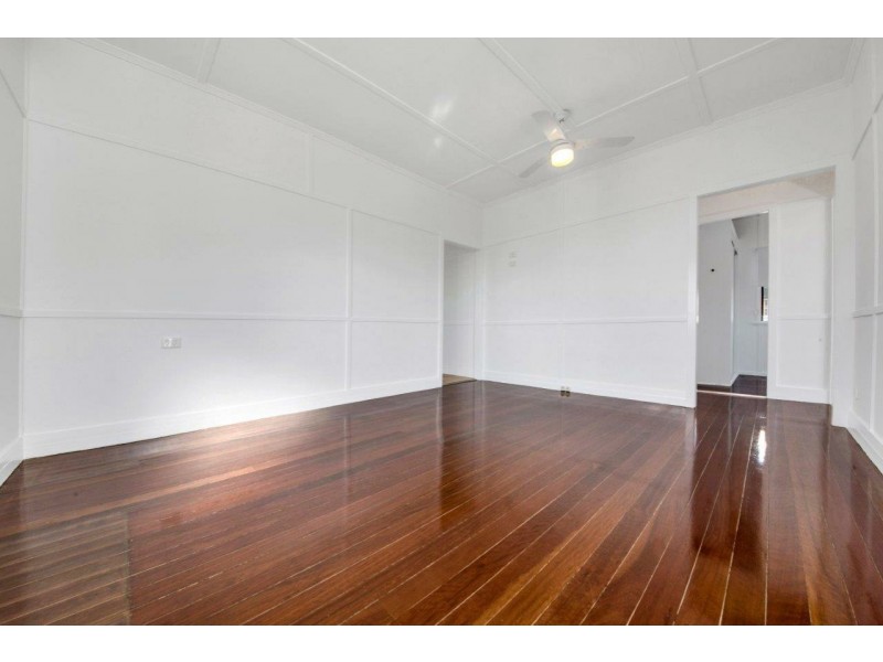 20 Boles Street, West Gladstone QLD 4680