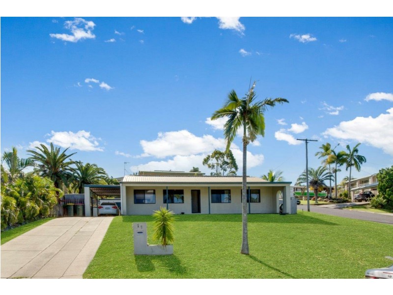 11 Aquarius Street, Clinton QLD 4680