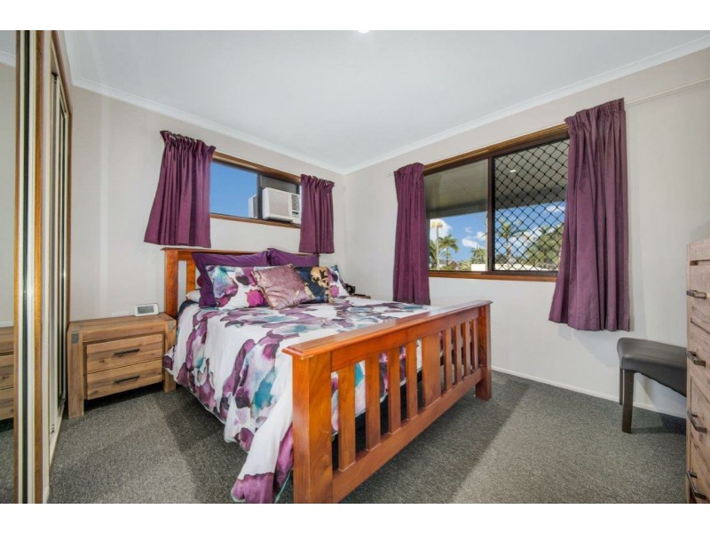 11 Aquarius Street, Clinton QLD 4680
