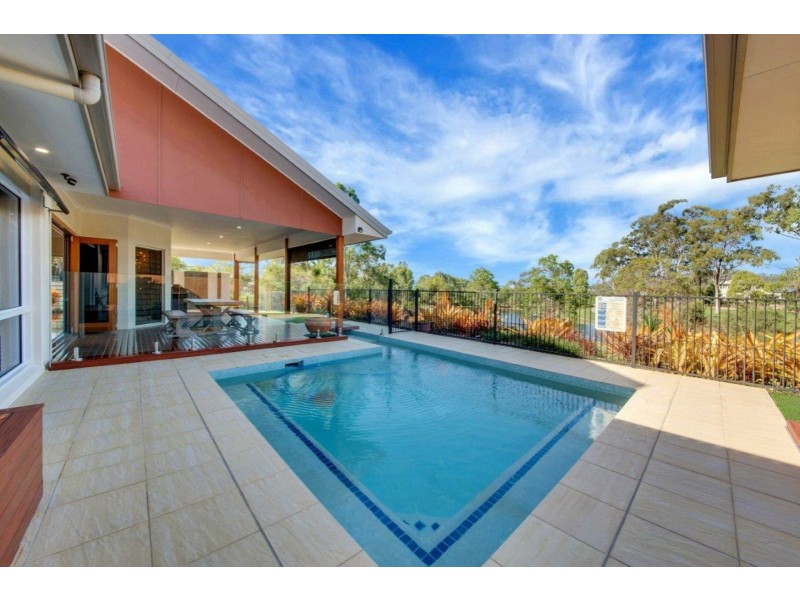 11 Grasstree Crescent, Kirkwood QLD 4680