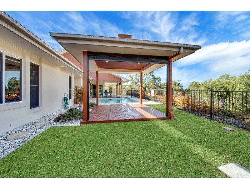 11 Grasstree Crescent, Kirkwood QLD 4680