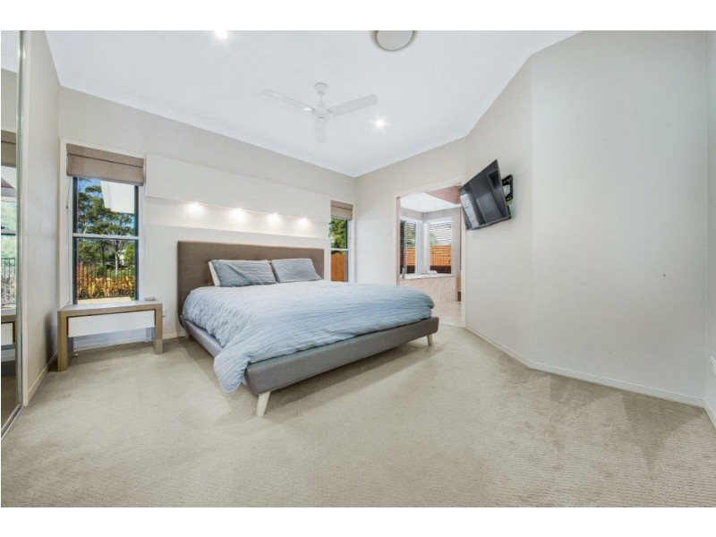 11 Grasstree Crescent, Kirkwood QLD 4680