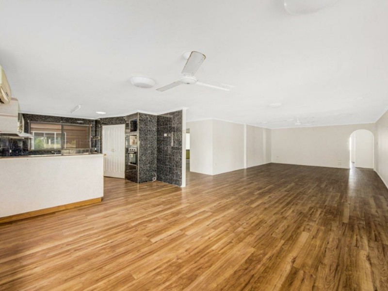 15 Silverton Drive, Tannum Sands QLD 4680
