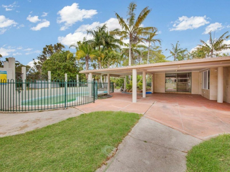 15 Silverton Drive, Tannum Sands QLD 4680