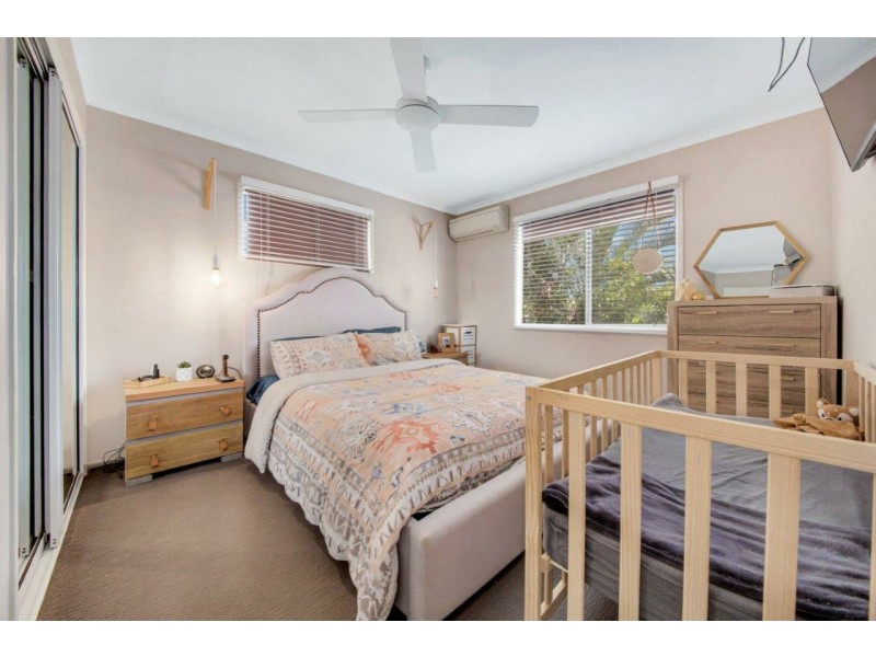 7 Penda Avenue, New Auckland QLD 4680