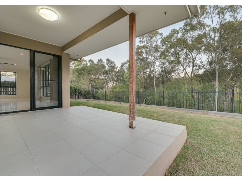 3 Lawson Court, Glen Eden QLD 4680