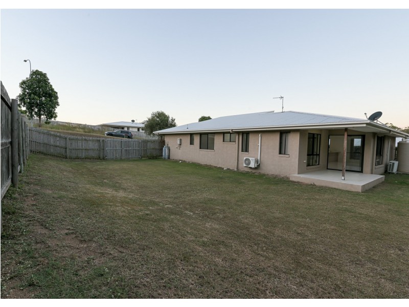 3 Lawson Court, Glen Eden QLD 4680