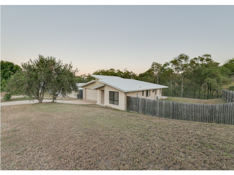 3 Lawson Court, Glen Eden QLD 4680