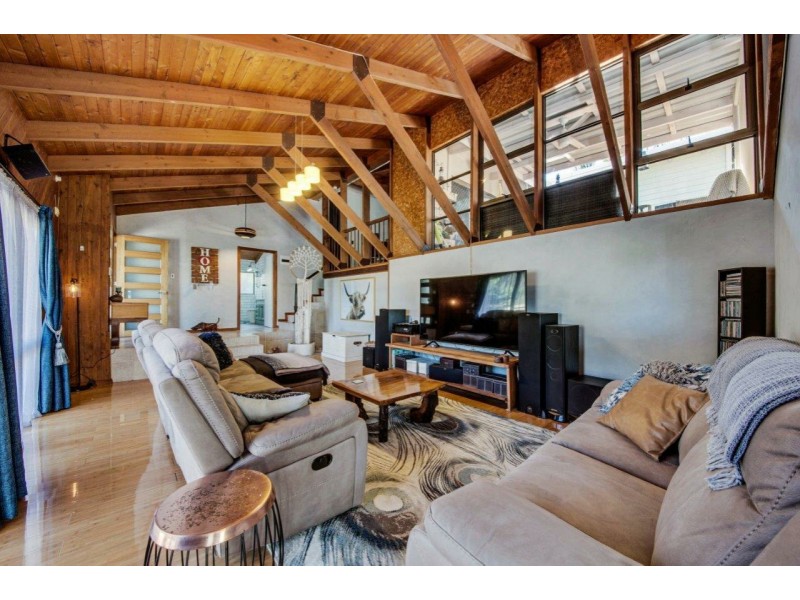 70 Allunga Drive, Glen Eden QLD 4680