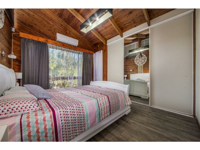 70 Allunga Drive, Glen Eden QLD 4680