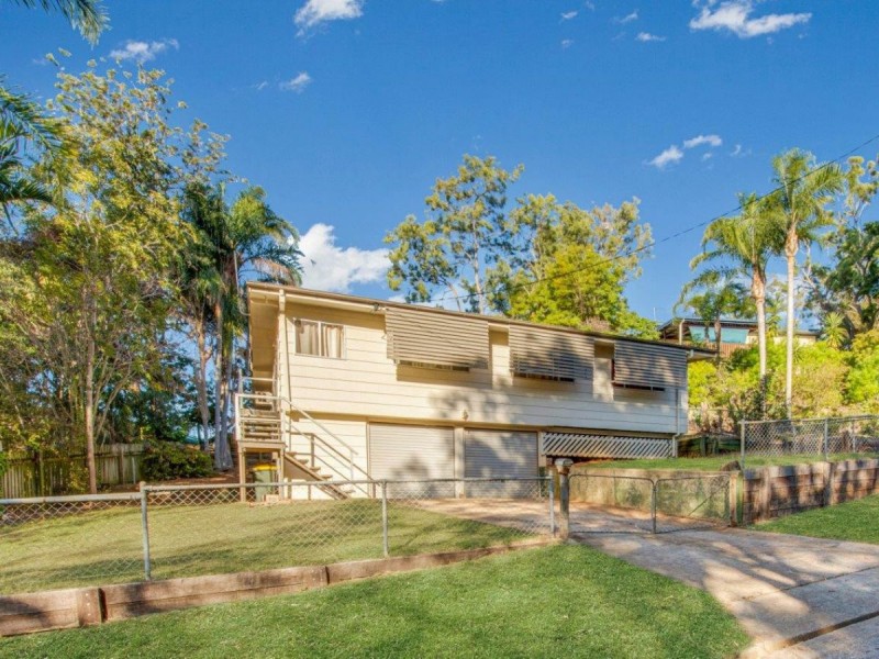4 Gatcombe Lane, West Gladstone QLD 4680