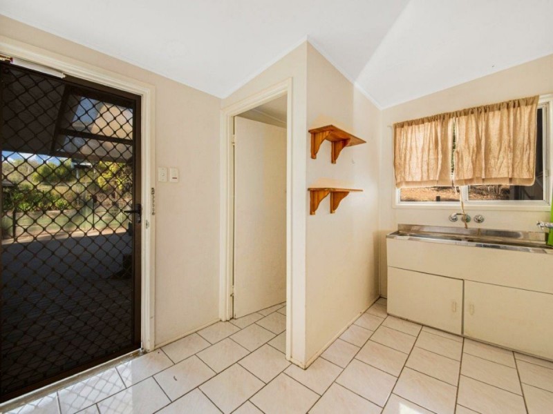 4 Gatcombe Lane, West Gladstone QLD 4680