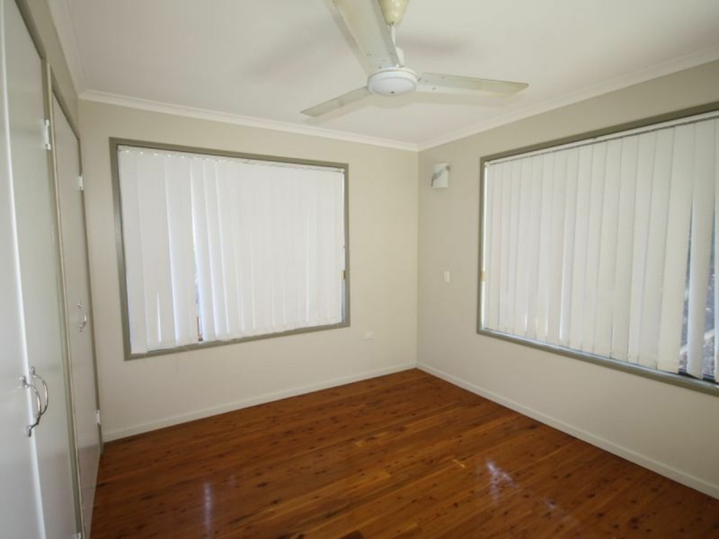 10 Perth Street, West Gladstone QLD 4680