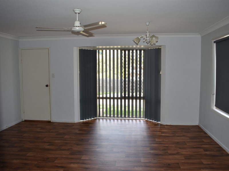 Unit 1/4 Carinya Drive, Clinton QLD 4680