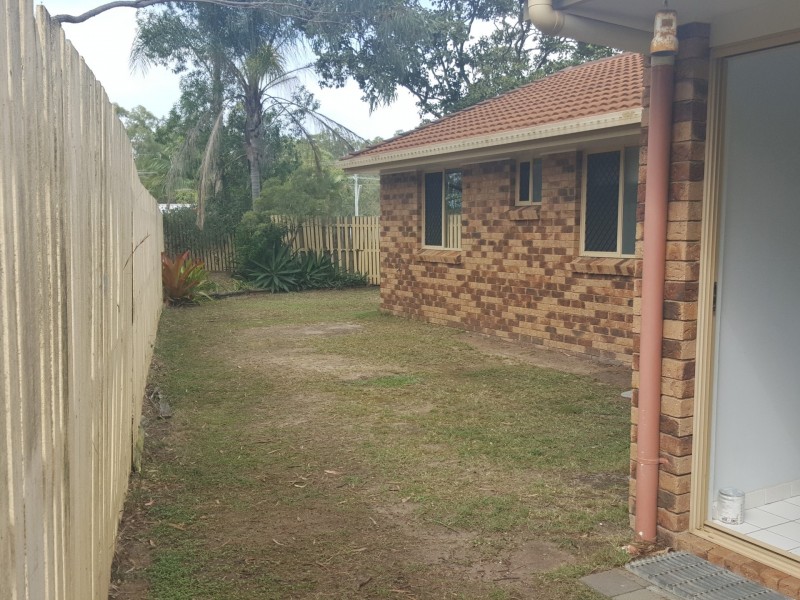 Unit 1/4 Carinya Drive, Clinton QLD 4680