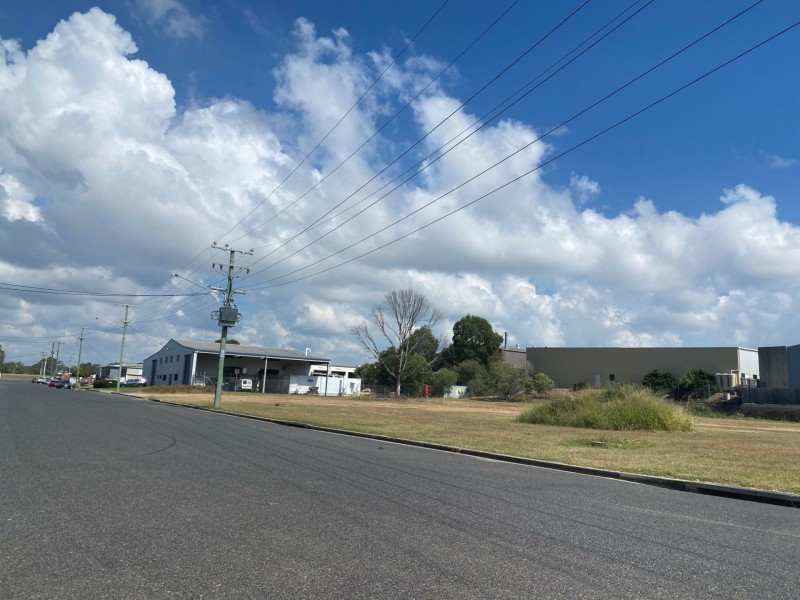 11-13 Helen Street, Clinton QLD 4680