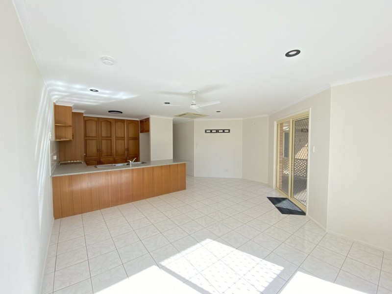 6 Borumba Court, Clinton QLD 4680