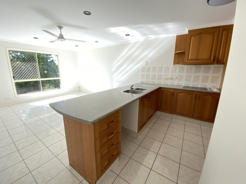 6 Borumba Court, Clinton QLD 4680