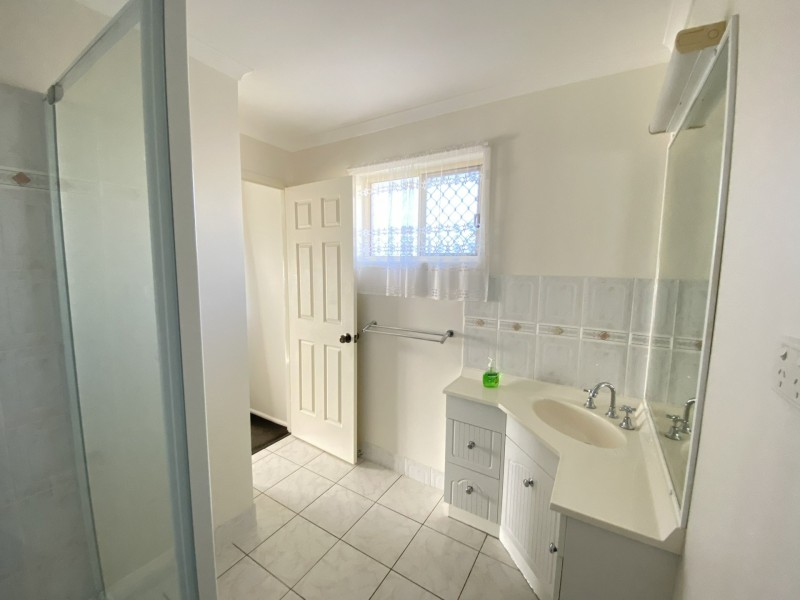 6 Borumba Court, Clinton QLD 4680