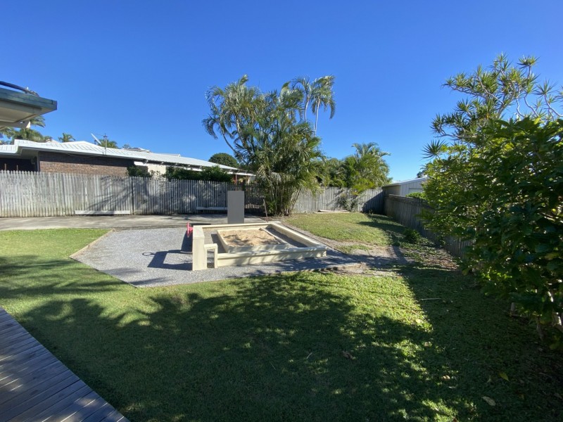 6 Borumba Court, Clinton QLD 4680