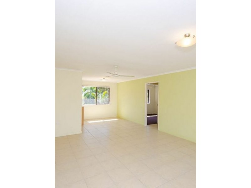 1 & 2/2 Apollo Drive, Clinton QLD 4680