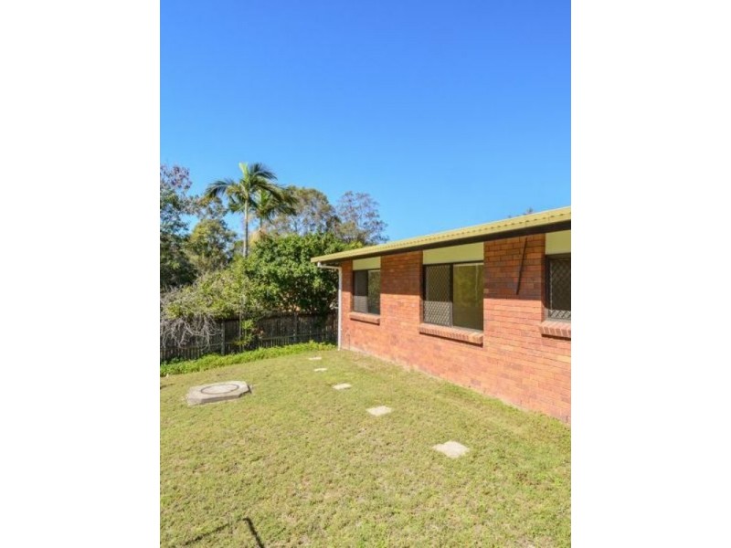 1 & 2/2 Apollo Drive, Clinton QLD 4680