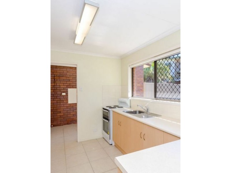 1 & 2/2 Apollo Drive, Clinton QLD 4680