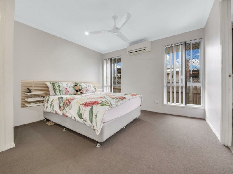 34 Bottlebrush Drive, Kirkwood QLD 4680