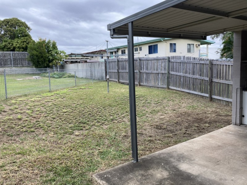 Unit 2/28 Campbell Street, Clinton QLD 4680