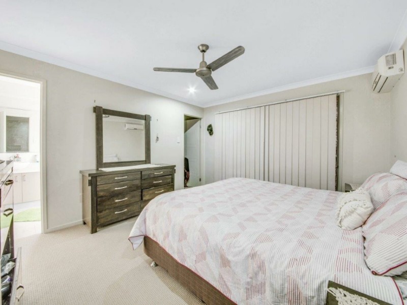 19 Bendee Street, Glen Eden QLD 4680