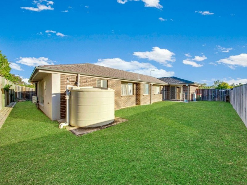 19 Bendee Street, Glen Eden QLD 4680