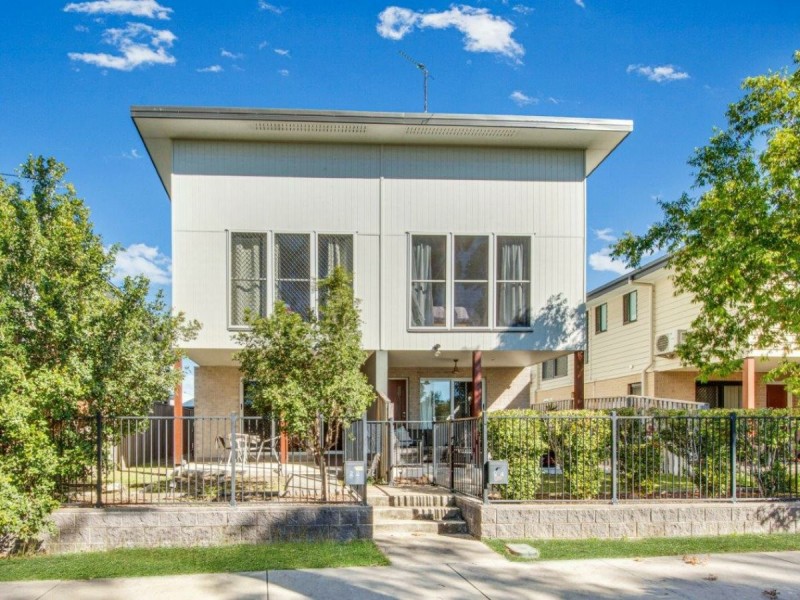 22 Wedgetail Road, Clinton QLD 4680