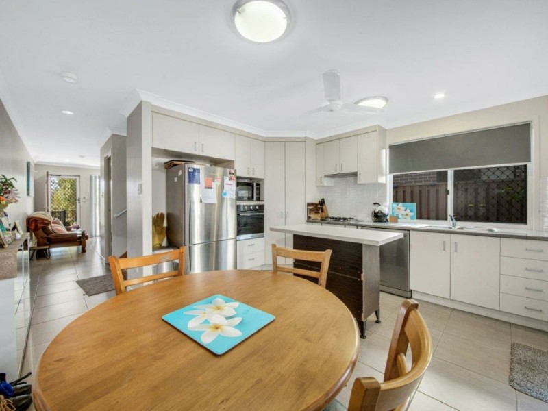 22 Wedgetail Road, Clinton QLD 4680