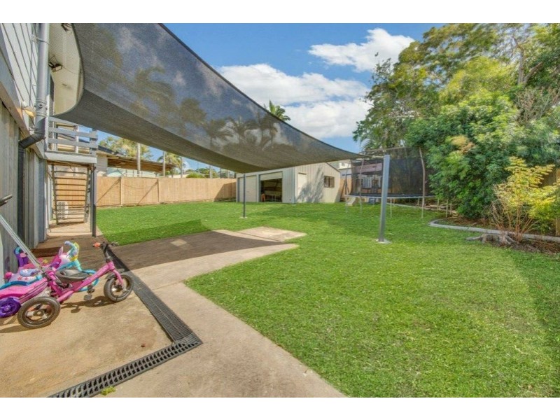 7 PENDA AVENUE, New Auckland QLD 4680