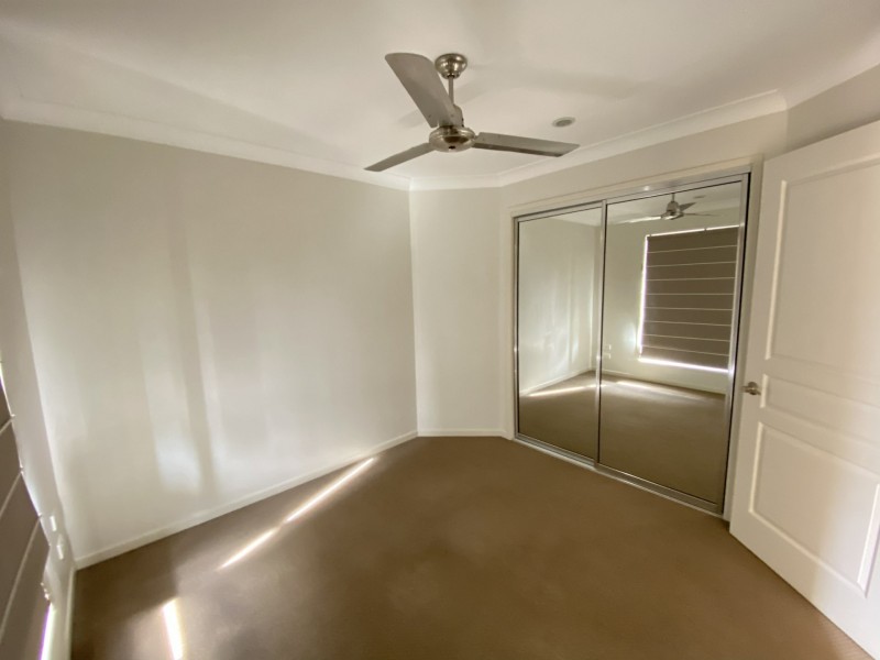 6 Jordana Court, New Auckland QLD 4680