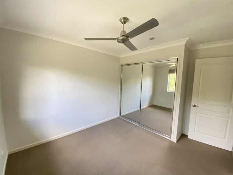 6 Jordana Court, New Auckland QLD 4680