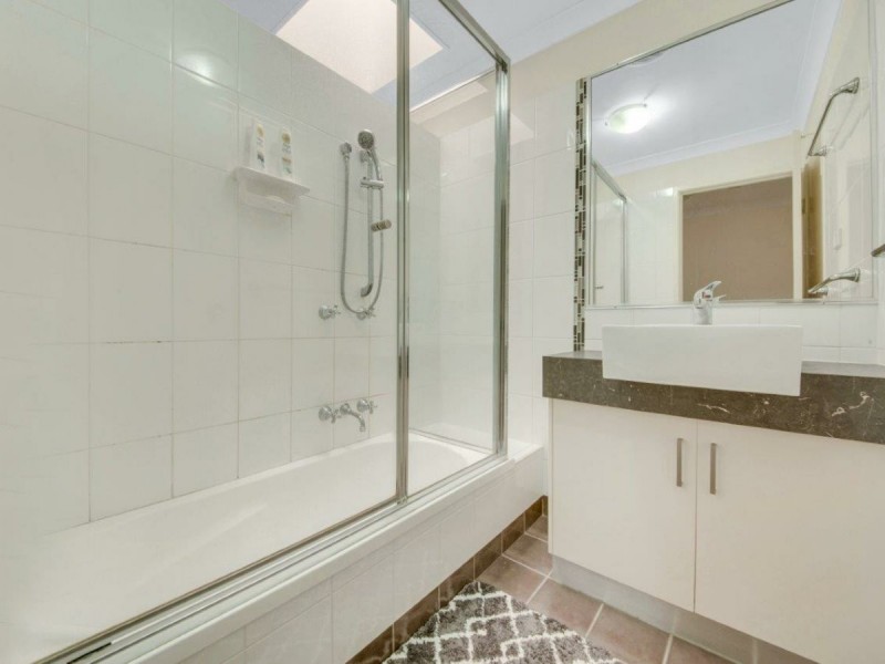 Unit 1/20 Short Street, South Gladstone QLD 4680