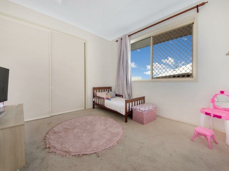 15 Stitt Close, Glen Eden QLD 4680