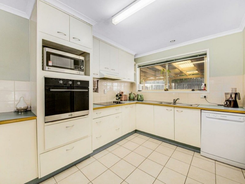 39 Keppel Avenue, Clinton QLD 4680