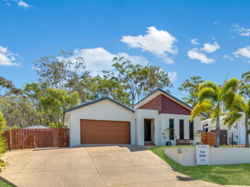 31 Grasstree Crescent, Kirkwood QLD 4680