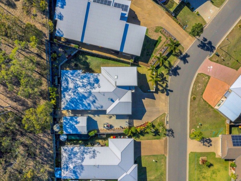 31 Grasstree Crescent, Kirkwood QLD 4680
