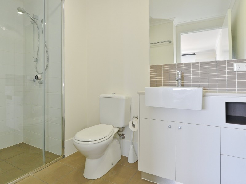 Unit 114/64 Glenlyon Street, Gladstone QLD 4680