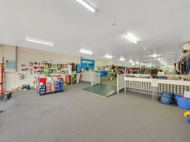 Shop 5/111 Toolooa Street, South Gladstone QLD 4680