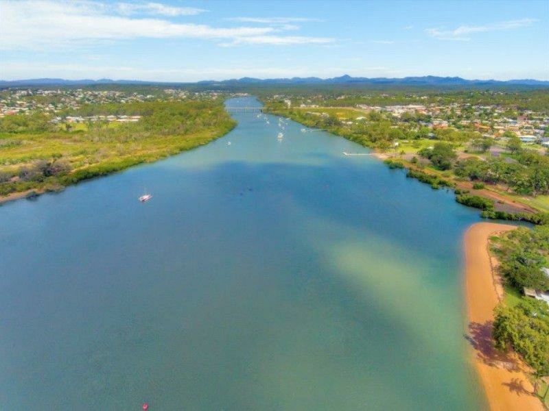 50 McLeod Street, Boyne Island QLD 4680