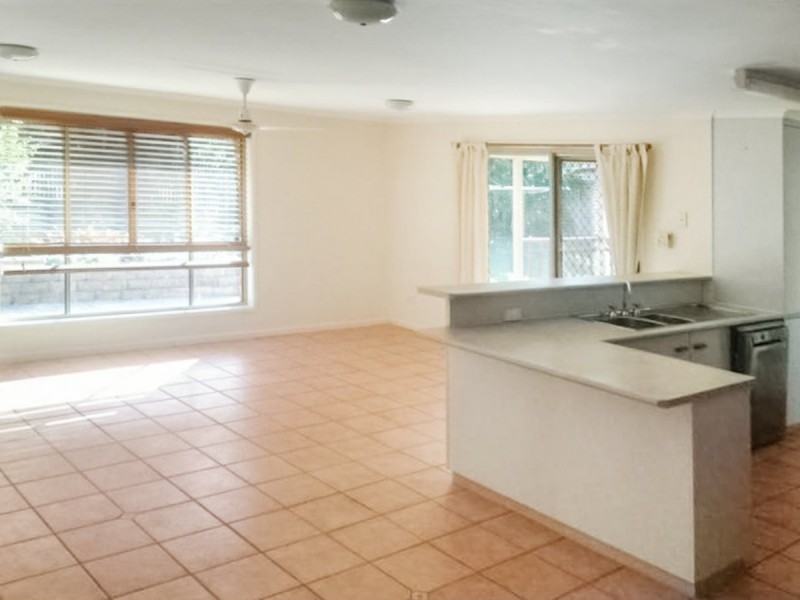 11 Alexandra Close, Clinton QLD 4680