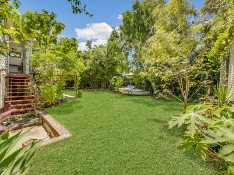 10 Herbert Street, Gladstone QLD 4680